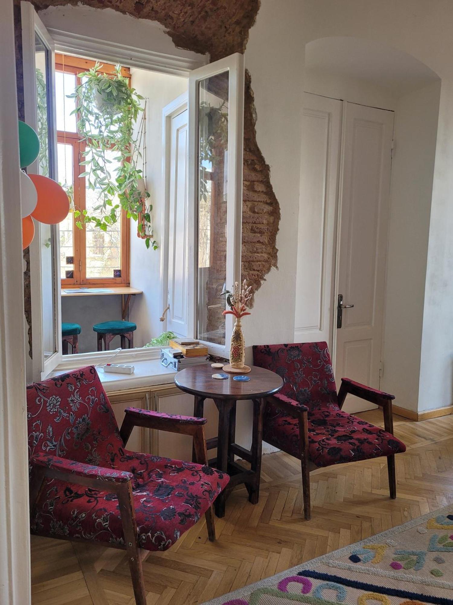 Friends Hostel Tbilisi Zewnętrze zdjęcie