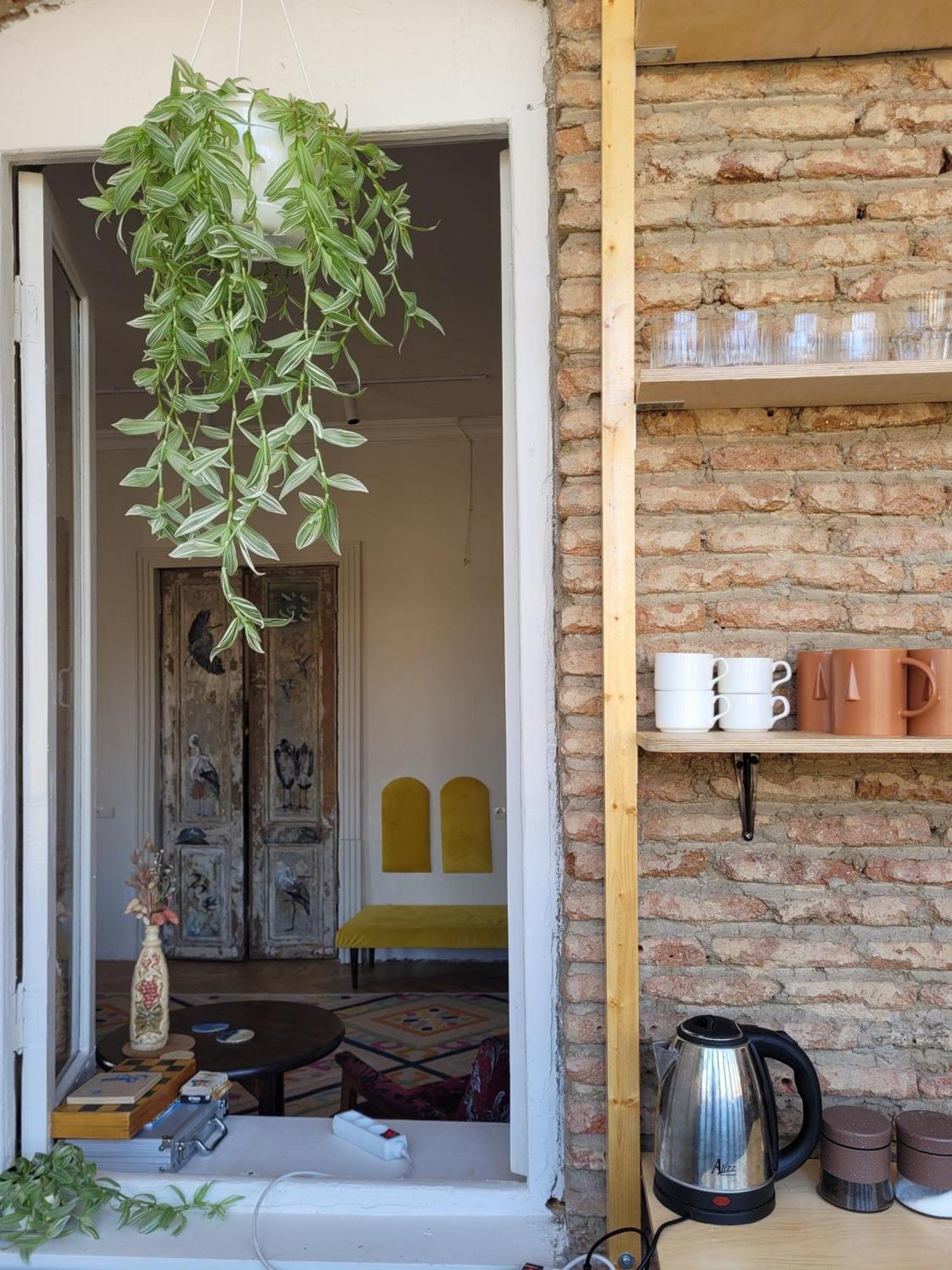 Friends Hostel Tbilisi Zewnętrze zdjęcie