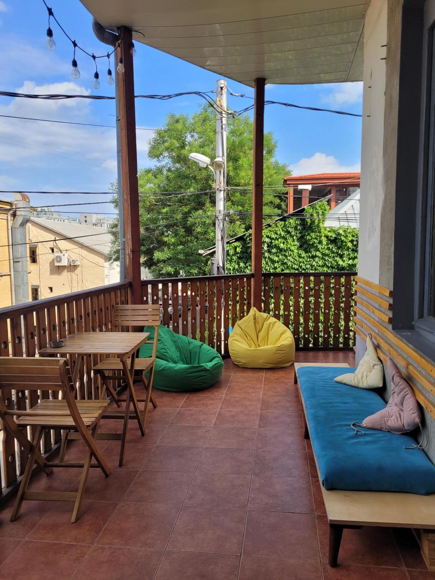 Friends Hostel Tbilisi Zewnętrze zdjęcie