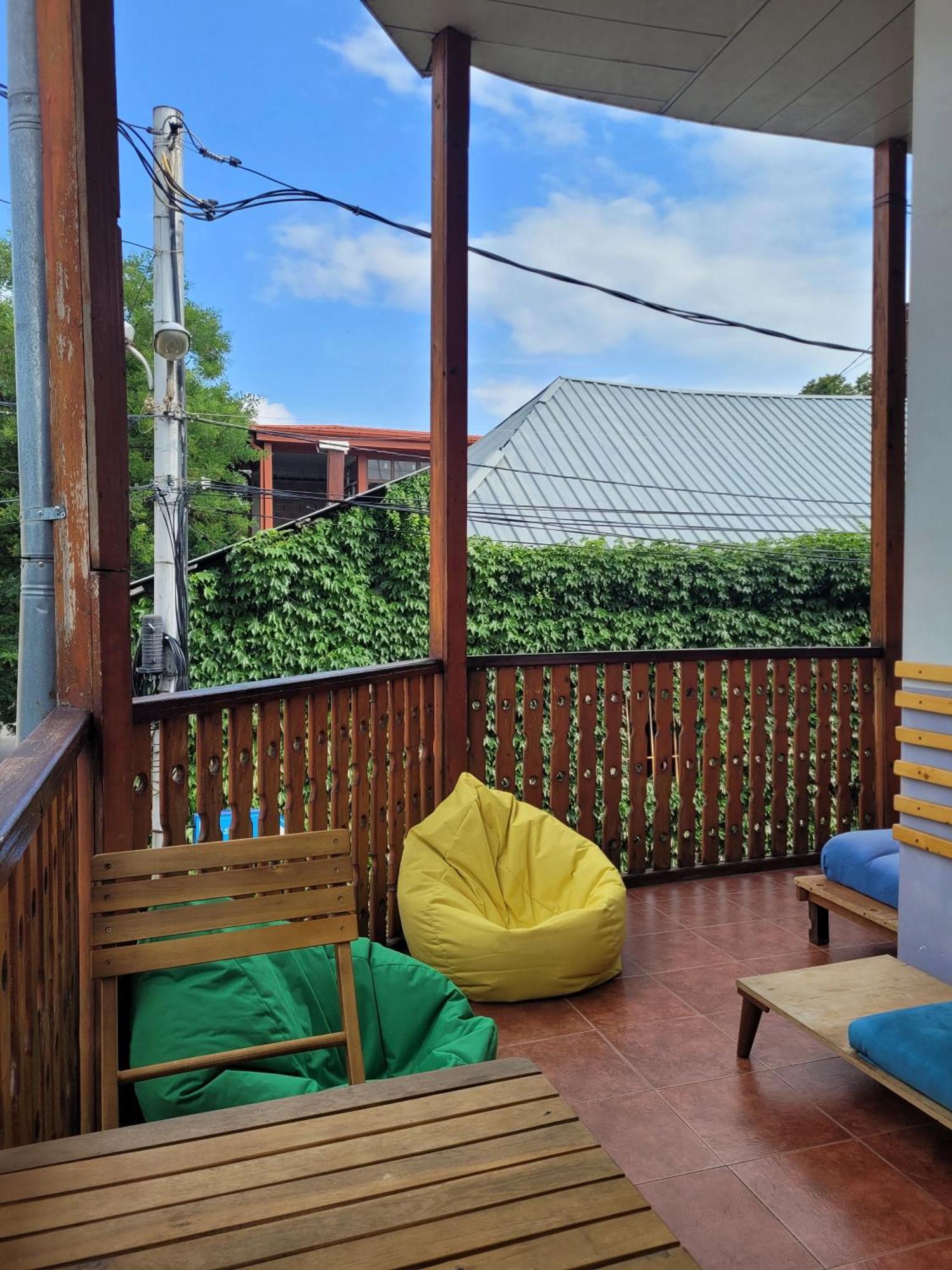 Friends Hostel Tbilisi Zewnętrze zdjęcie