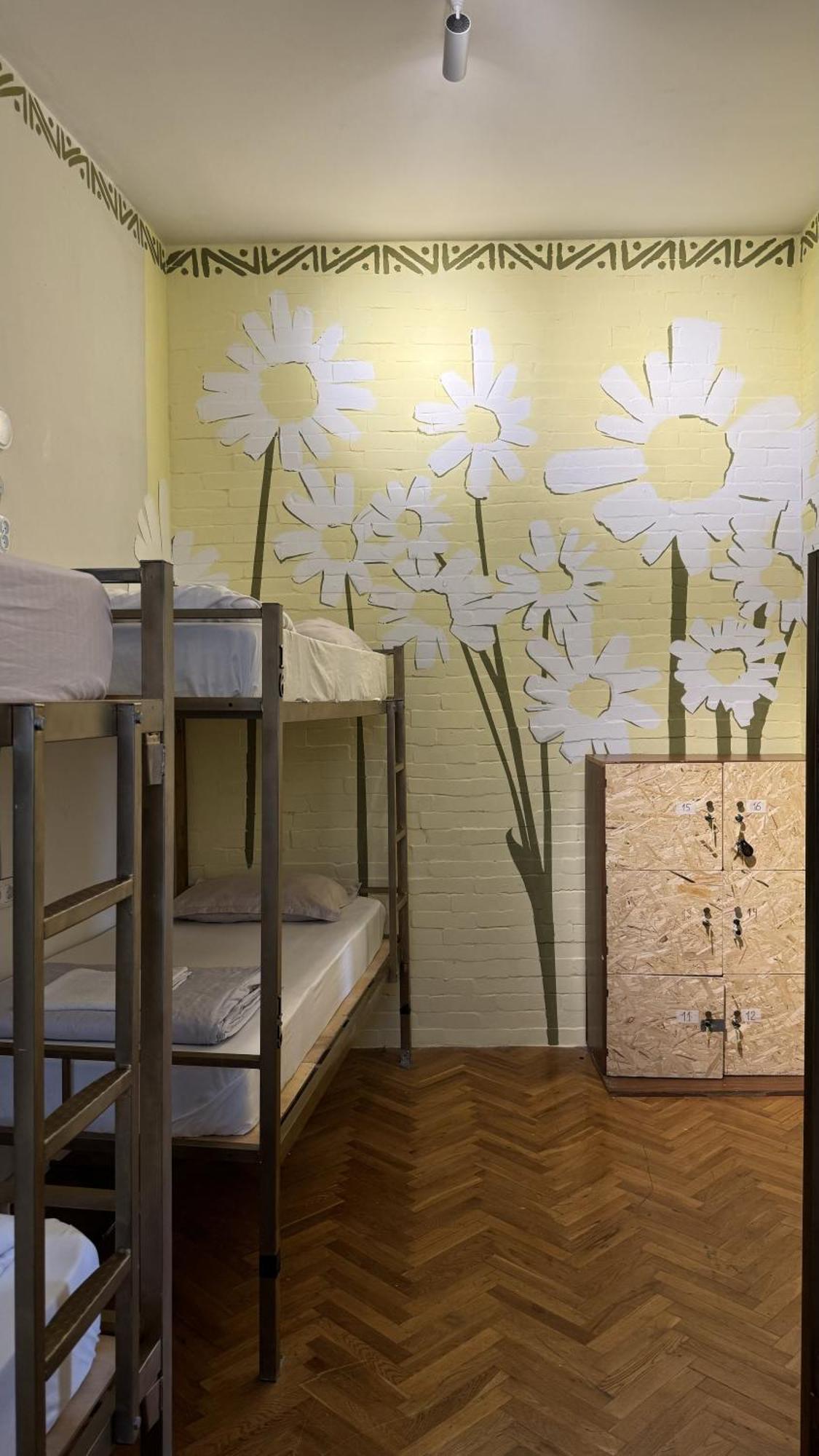 Friends Hostel Tbilisi Zewnętrze zdjęcie