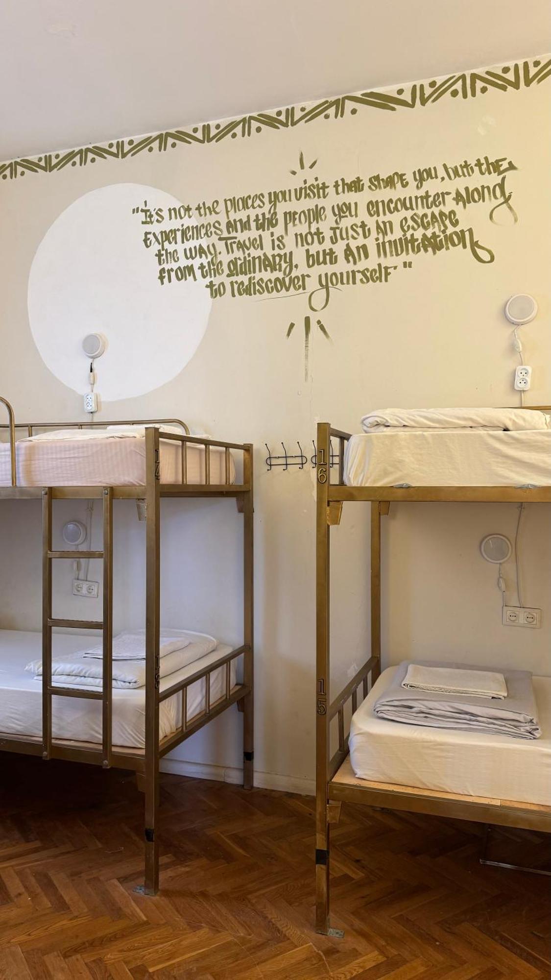Friends Hostel Tbilisi Zewnętrze zdjęcie